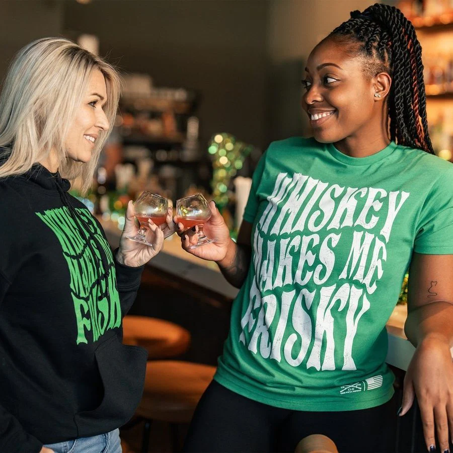 Women's Whiskey Makes Me Frisky Boyfriend Fit T-Shirt - Kelly Green - Image 5